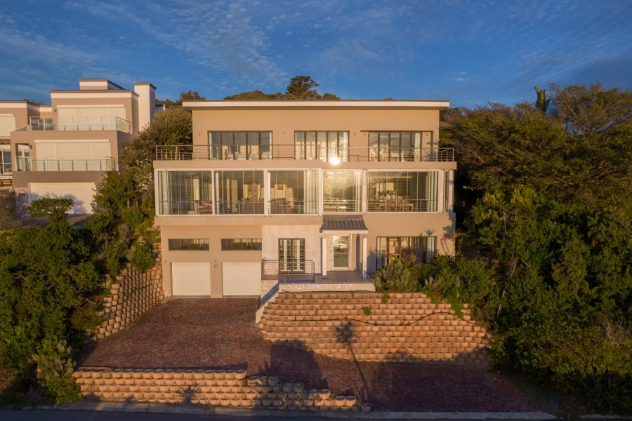 4 Bedroom Property for Sale in The Heads Western Cape